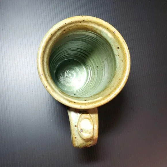 Studio Pottery Tall Mug Stoneware Leaf Motif Green Brown Handle with thumb rest - Picture 6 of 10